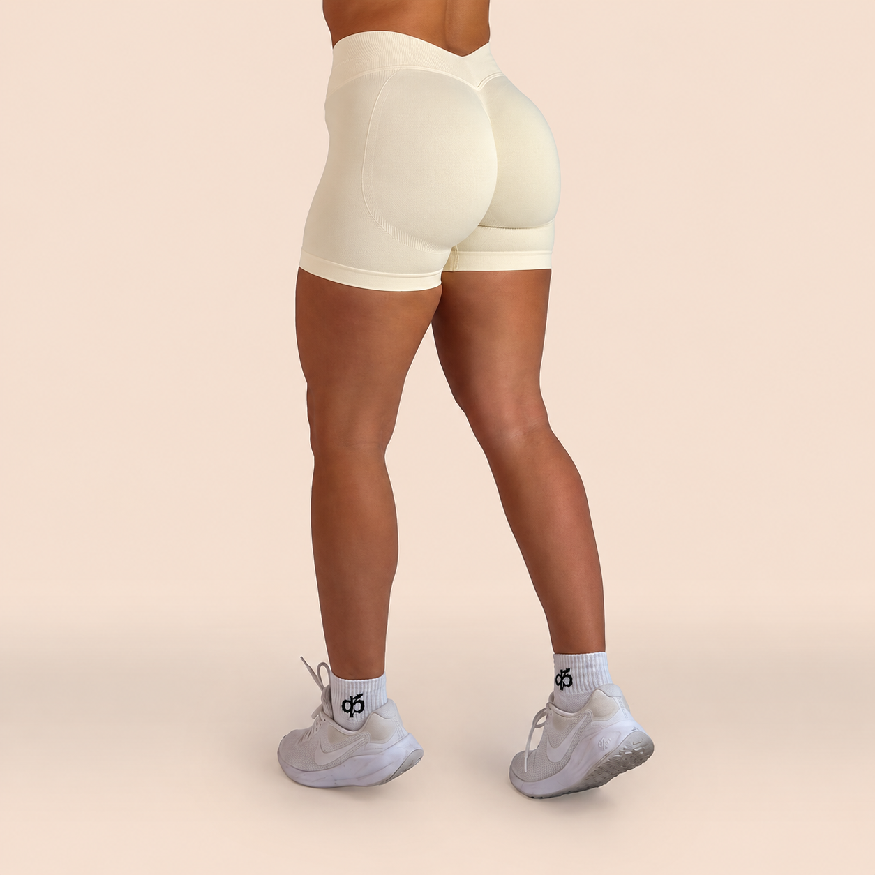PeachForm V Shorts