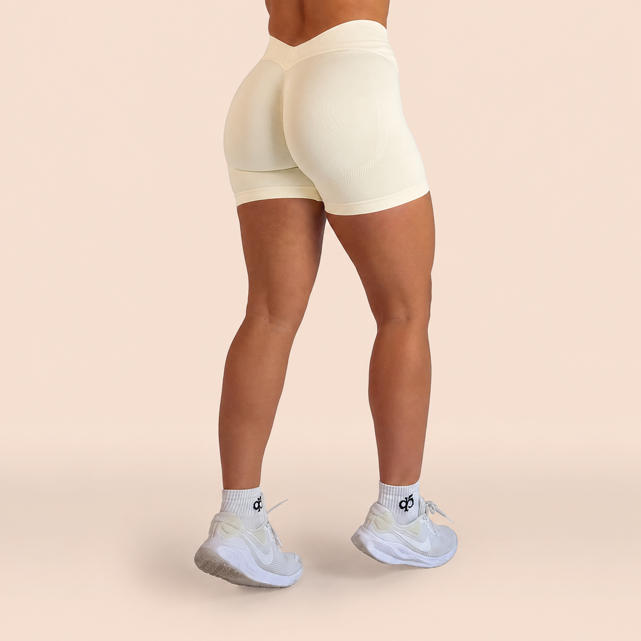 PeachForm V Shorts